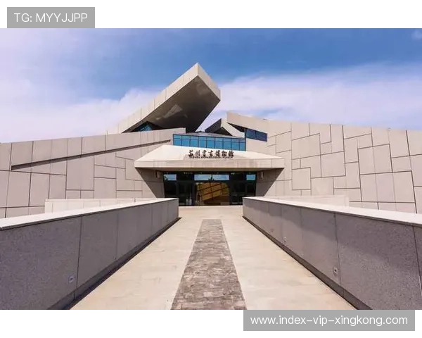 AC米兰的边路推进制造了多个威胁机会——空间、速度与转化的品牌叙事