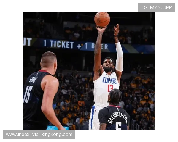 乔治外线强投不断,快船终场前锁定胜利