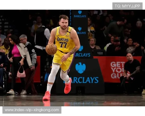 老詹一场没打,湖人3连胜西部第三!东契奇29+11+10,里夫斯26+11,湖人交易东契奇 老詹一场没打,湖人3连胜西部第三!东契奇29+11+10,里夫斯26+11,湖人交易东契奇